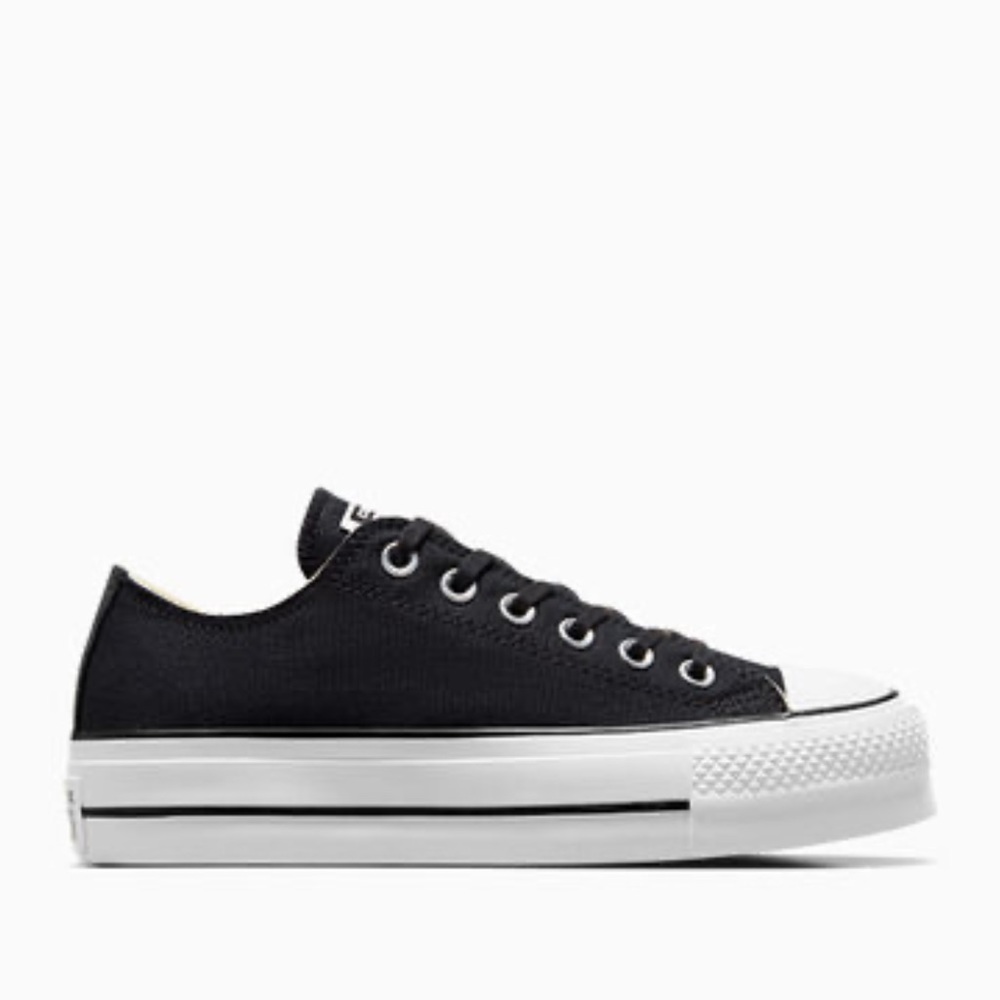 Converse platform low rise - like new size 7